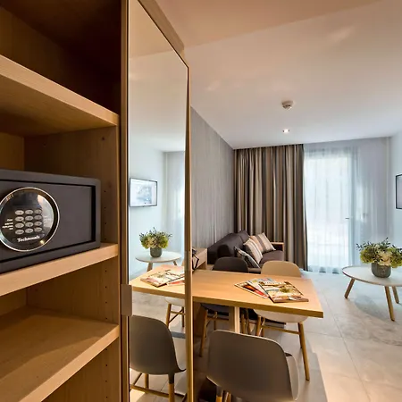Golden Tulip Sophia Antipolis - & Hotel 4*